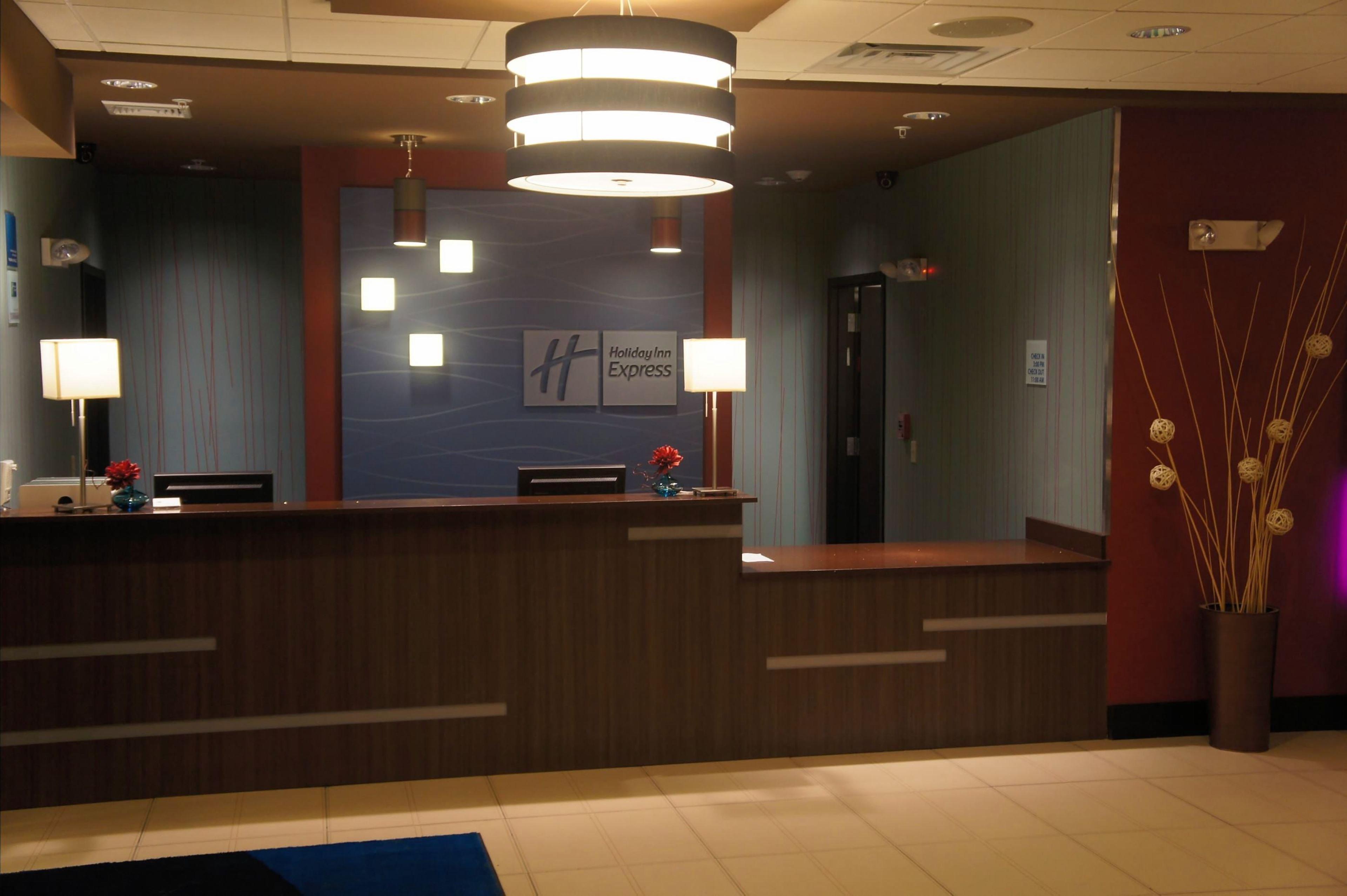Holiday Inn Express & Suites Northeast By Ihg Йорк Экстерьер фото