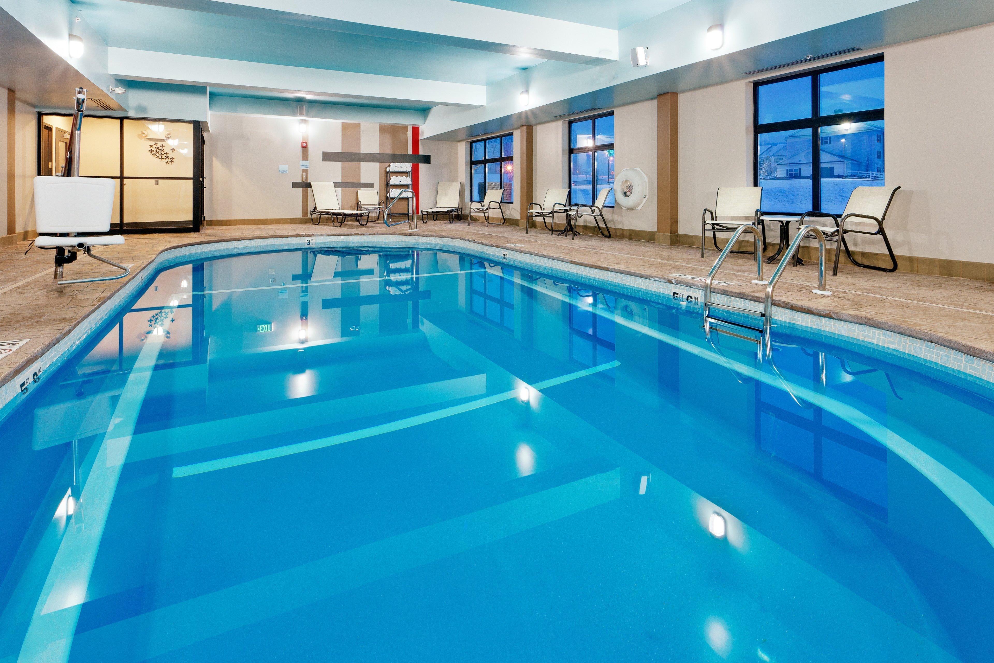 Holiday Inn Express & Suites Northeast By Ihg Йорк Экстерьер фото