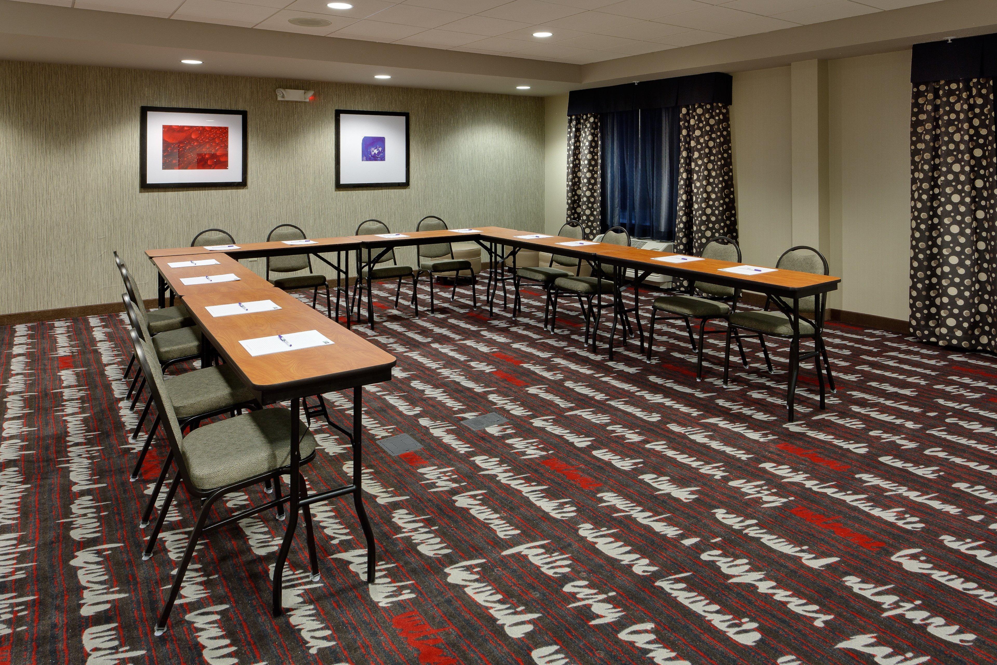 Holiday Inn Express & Suites Northeast By Ihg Йорк Экстерьер фото
