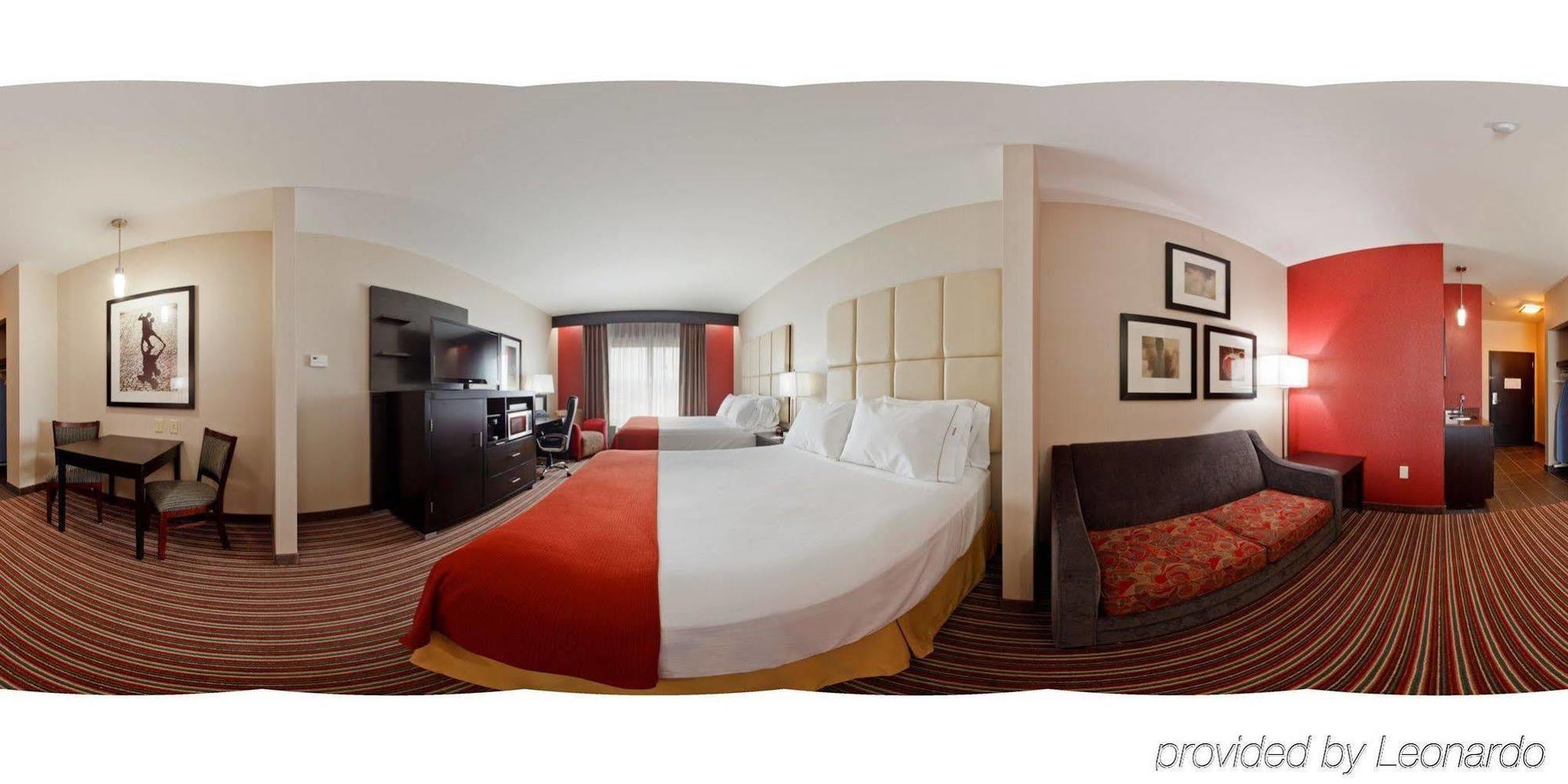 Holiday Inn Express & Suites Northeast By Ihg Йорк Номер фото